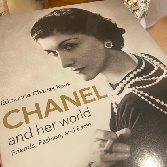 🌈SOLD🌈CHANEL and Her Friends Book by Edmond Charles-Roux - Picture 2 of 11